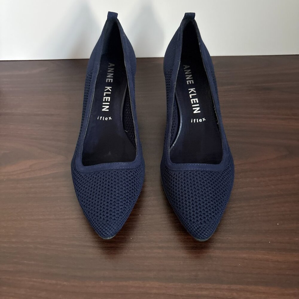 Anne Klein iFlex Reva Women's Navy Mesh Kitten Heel Pump Size 10 - Picture 2 of 6